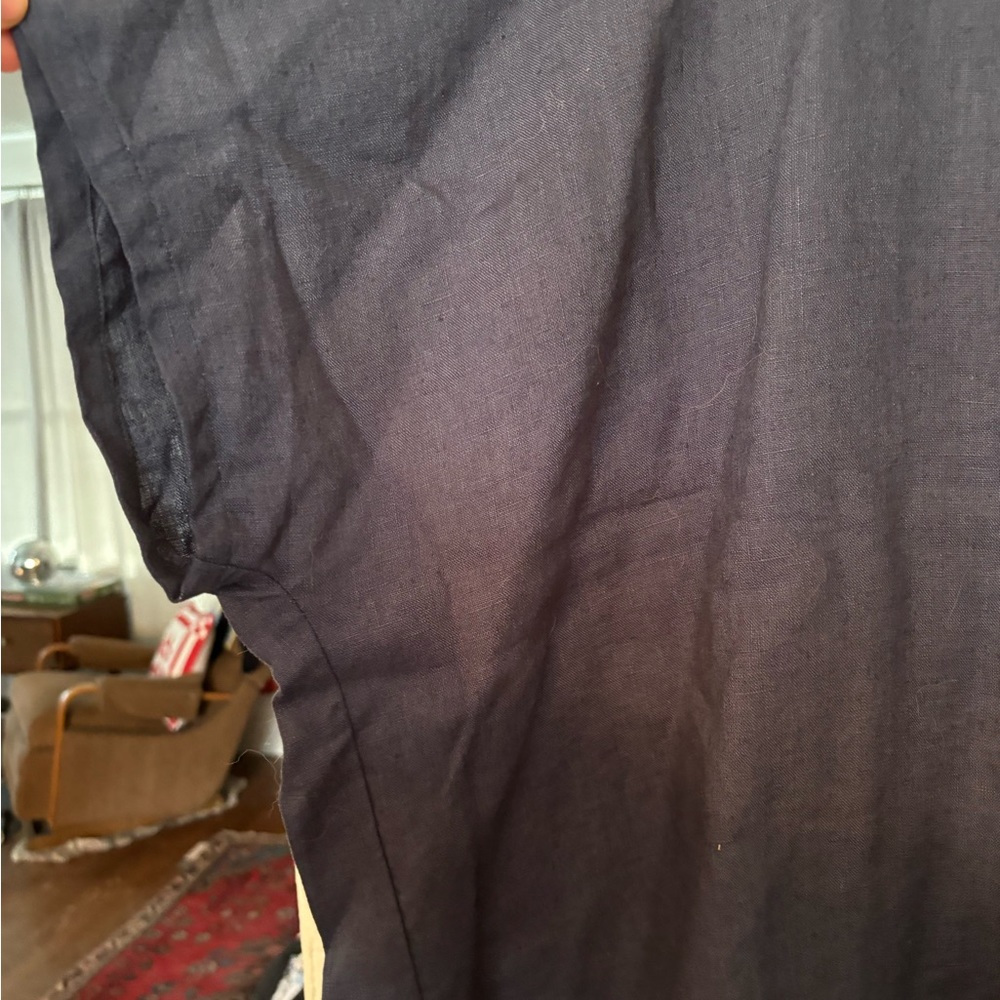 Two days off linen top - Picture 3 of 8